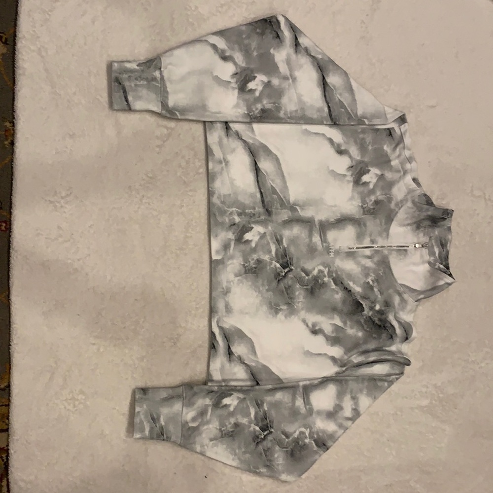Marble Rae interlock 1/4 zip crop top
